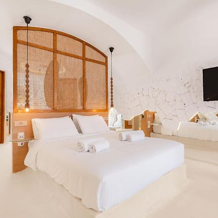 Faos Exclusive Suites Орнос Екстериор снимка