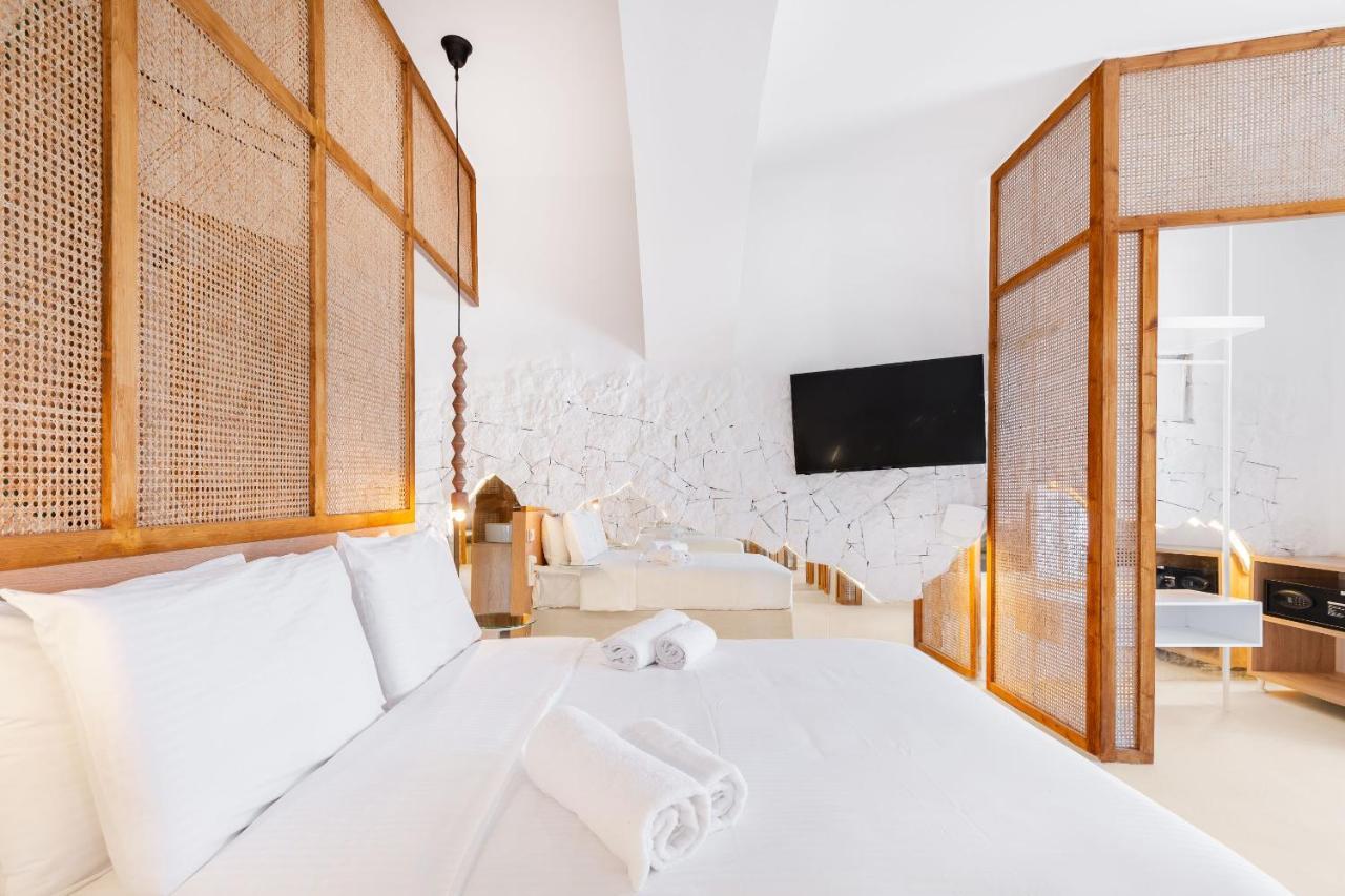 Faos Exclusive Suites Орнос Екстериор снимка
