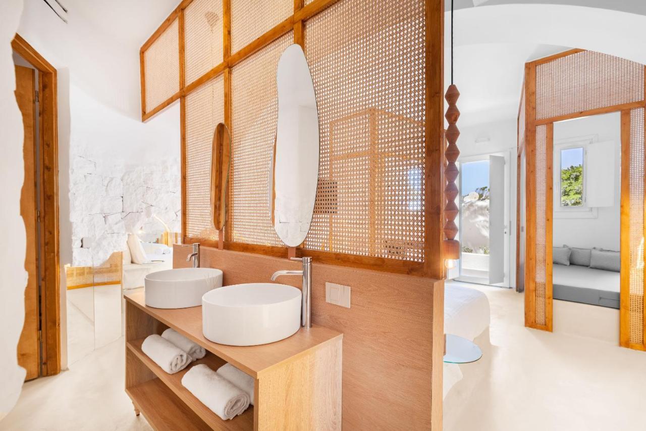 Faos Exclusive Suites Орнос Екстериор снимка